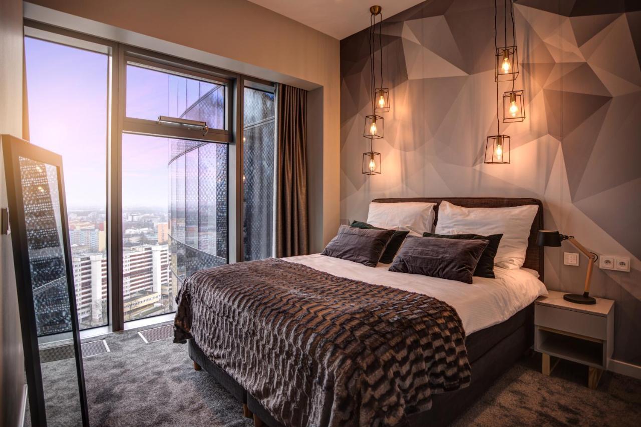 Apartamenty Sky Tower Wroclaw Ngoại thất bức ảnh