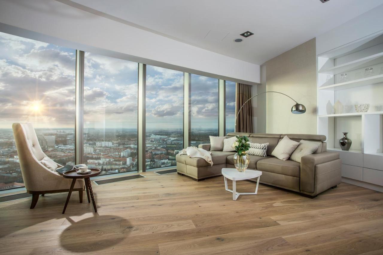 Apartamenty Sky Tower Wroclaw Ngoại thất bức ảnh