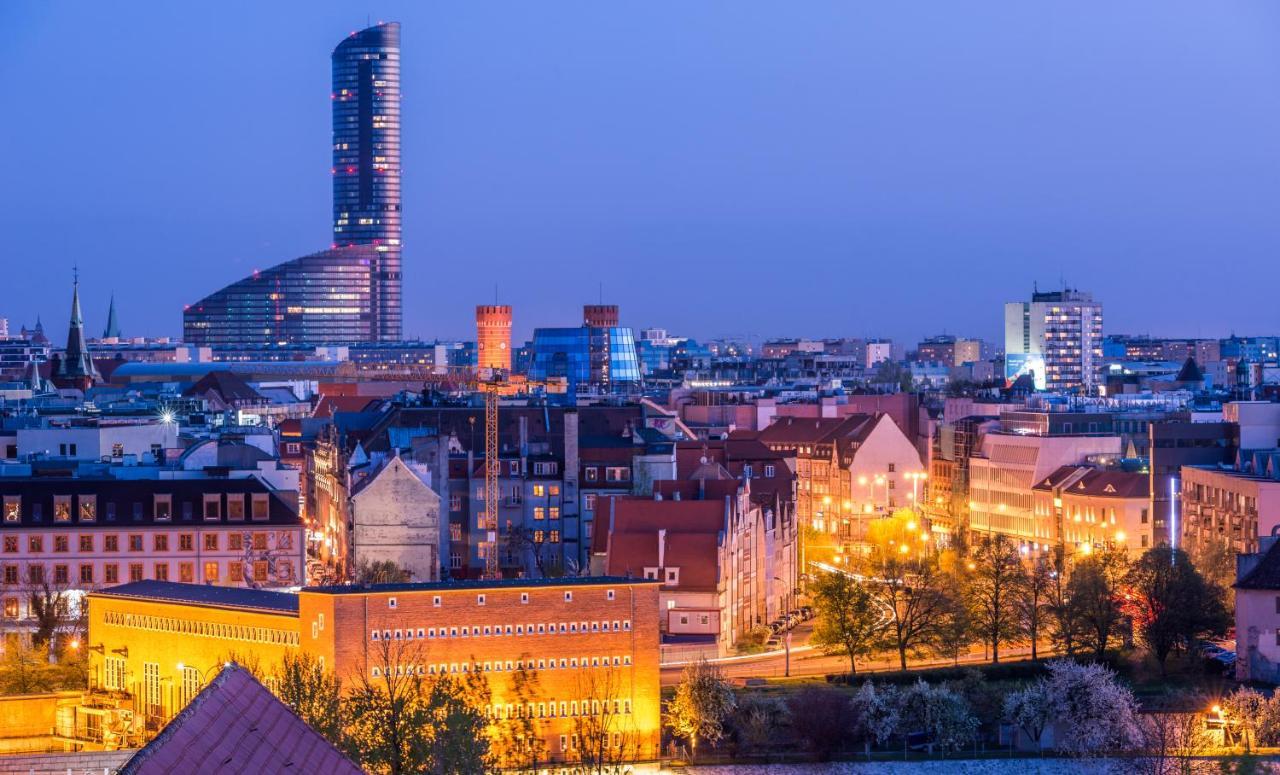 Apartamenty Sky Tower Wroclaw Ngoại thất bức ảnh