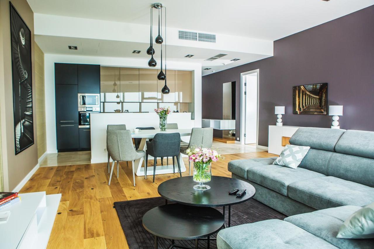 Apartamenty Sky Tower Wroclaw Ngoại thất bức ảnh