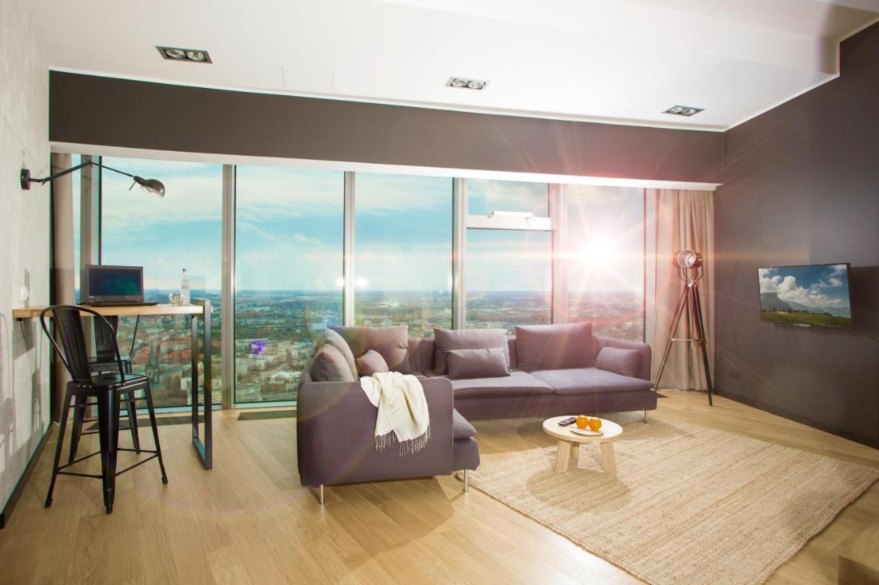 Apartamenty Sky Tower Wroclaw Ngoại thất bức ảnh