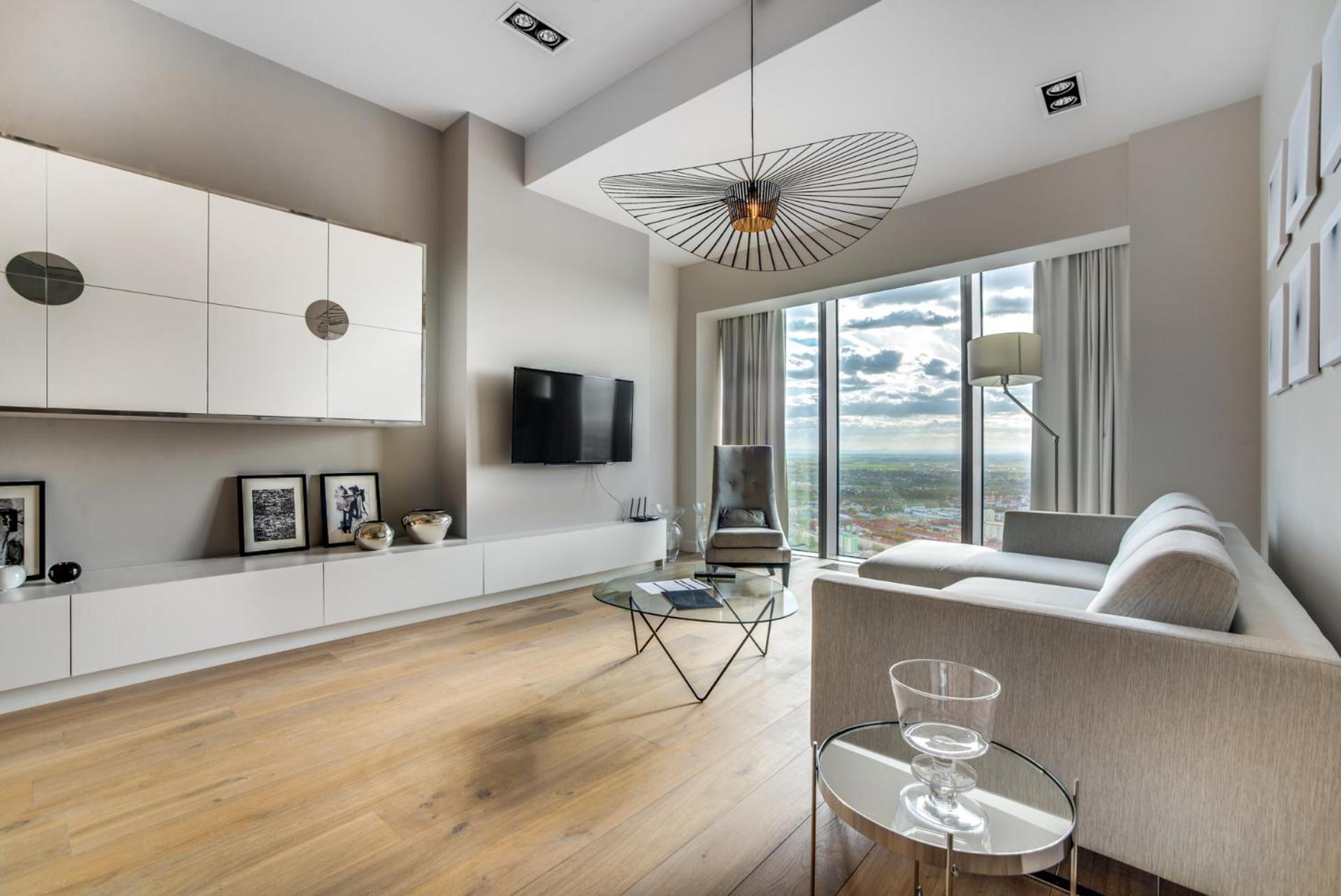 Apartamenty Sky Tower Wroclaw Ngoại thất bức ảnh